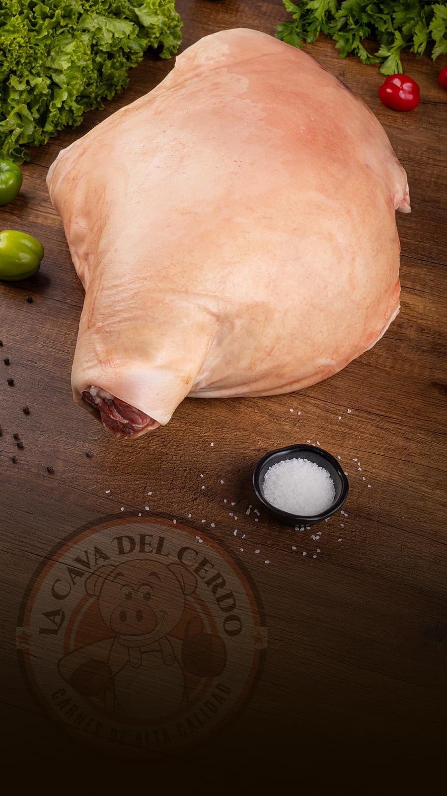 Pernil con Hueso sobre tabla de madera, La Cava del Cerdo