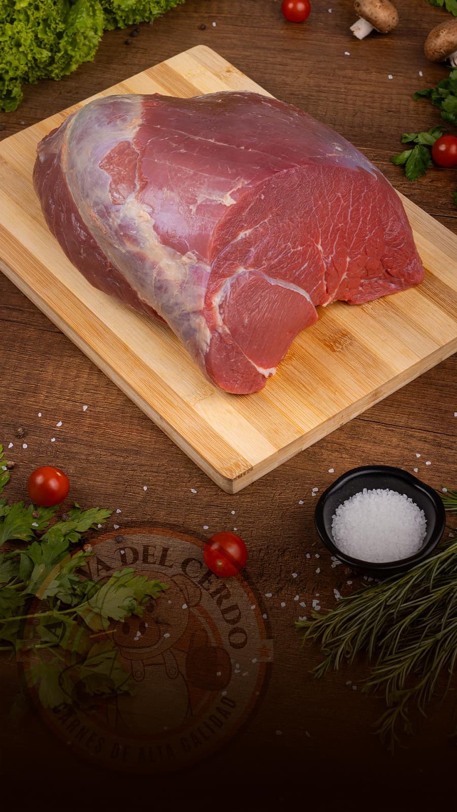 Bola Negra sobre tabla de madera, La Cava del Cerdo