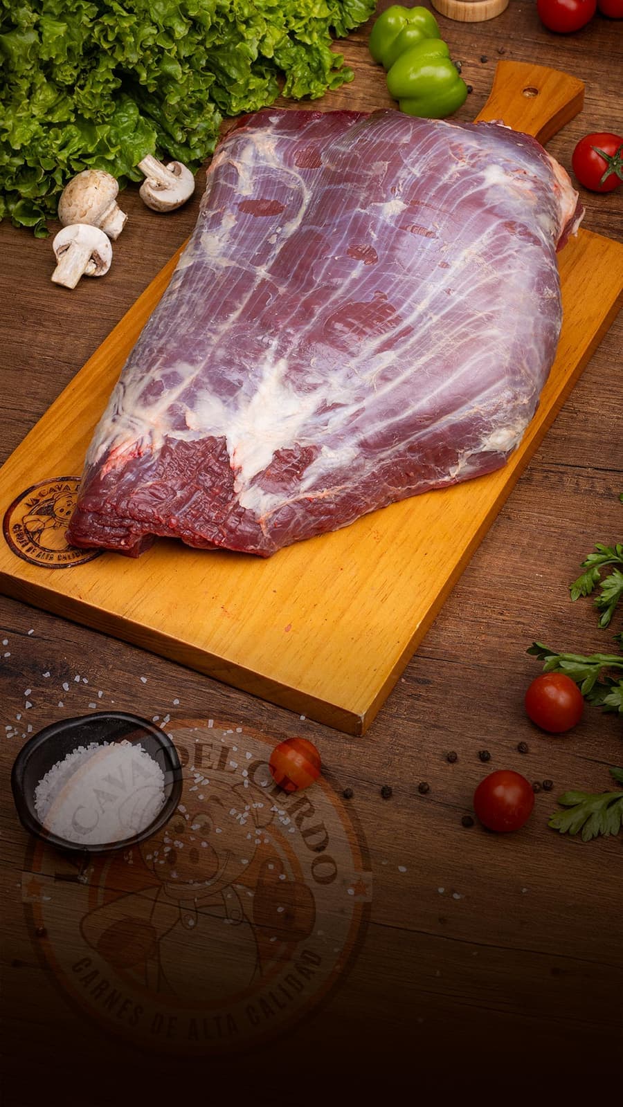 Espaldilla sobre tabla de madera, La Cava del Cerdo