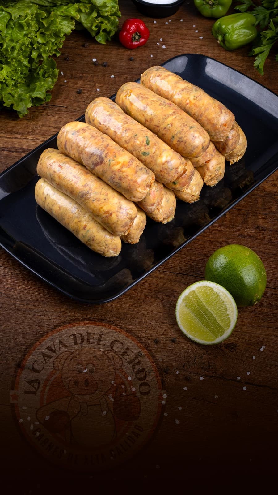 Longaniza sobre tabla de madera, La Cava del Cerdo